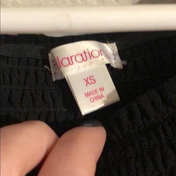 Black off the shoulder dress - Picture 3 of 4